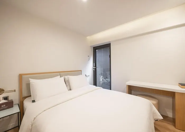 H-avenue Haeundae Отель