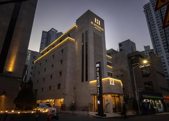 H-avenue Haeundae Пусан