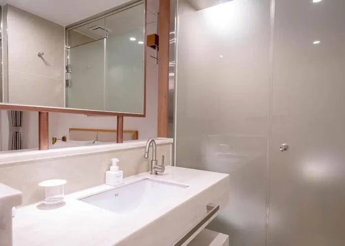 Hotel H-avenue Haeundae Pusan