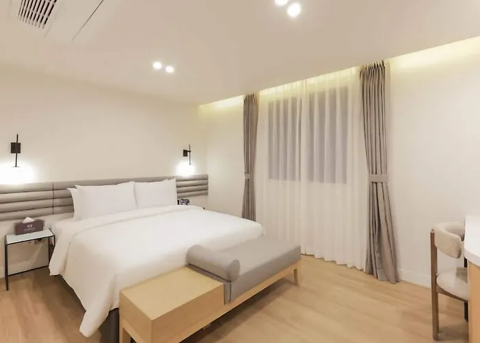 Hotel H-avenue Haeundae